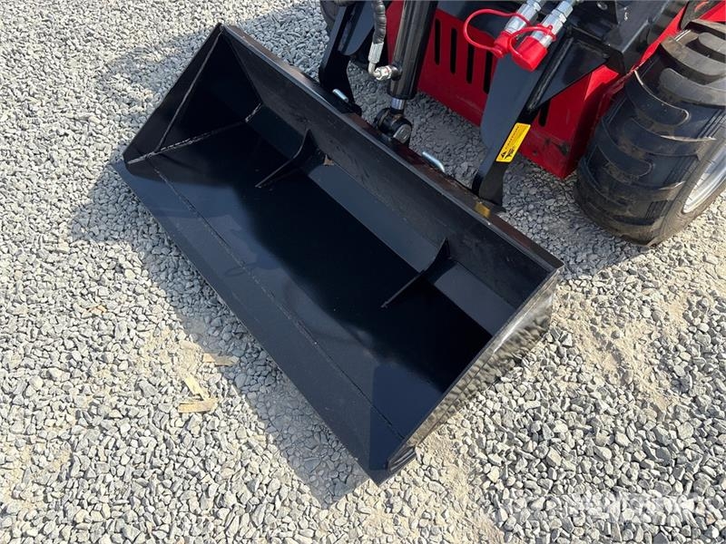  SDLOOL SL-323TZ Mini Skid Steer Loader (Unused) Мини-погрузчики