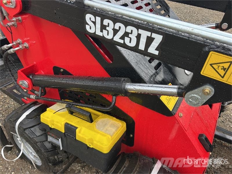 SDLOOL SL-323TZ Mini Skid Steer Loader (Unused) Smykem řízené nakladače