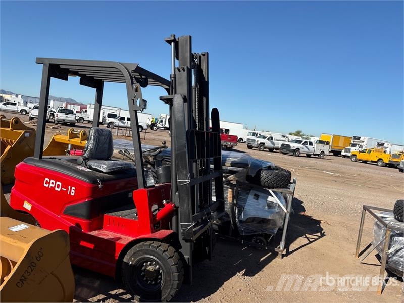  SDLOOL SL-E15 3300 lb Electric Forklift (Unused) 電動堆高機