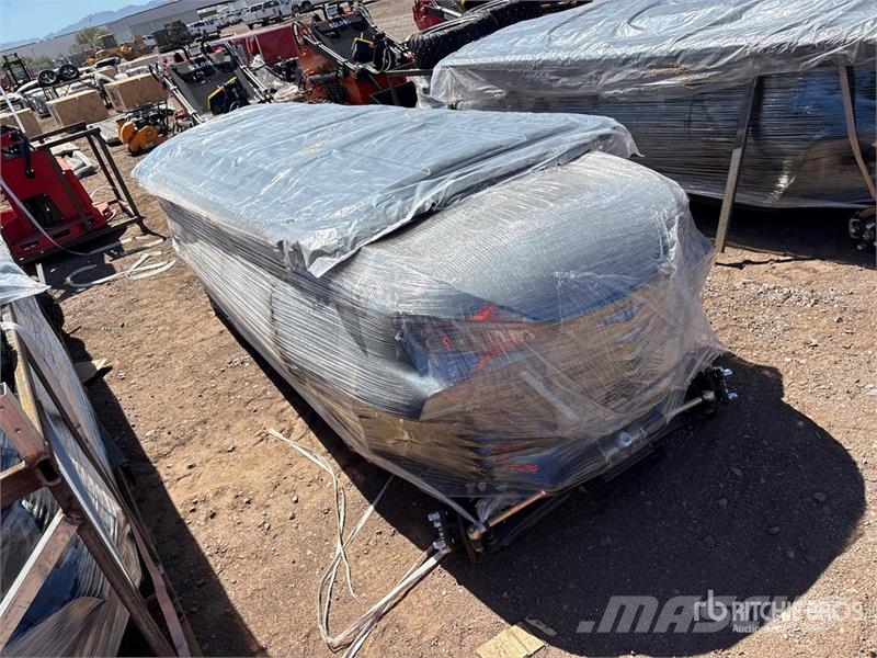  SDLOOL SL-GC42S Electric Off-Road Golf Cart (Unuse Golfové vozíky