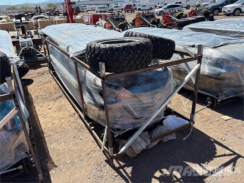  SDLOOL SL-GC42S Electric Off-Road Golf Cart (Unuse Golfové vozíky