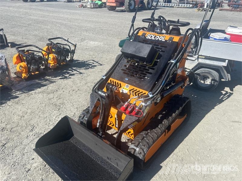 SDLOOL SL-H360 Skid Steer Loader (Unused) Lietoti riteņu kompaktiekrāvēji