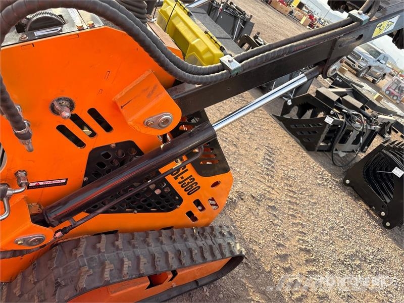  SDLOOL SL-J360 Mini Compact Track Loader (Unused) Kompaktlastere