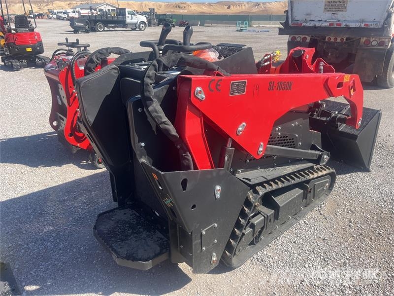 SDLOOL SL-V1000 Mini Compact Track Loader (Unused) Mini Pale Gommate