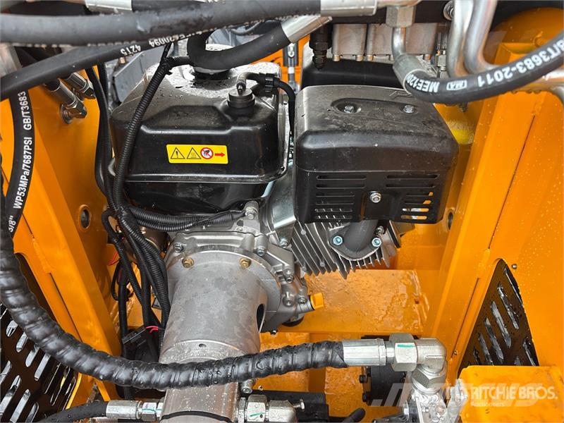 SDLOOL SL360T Kompaktlader