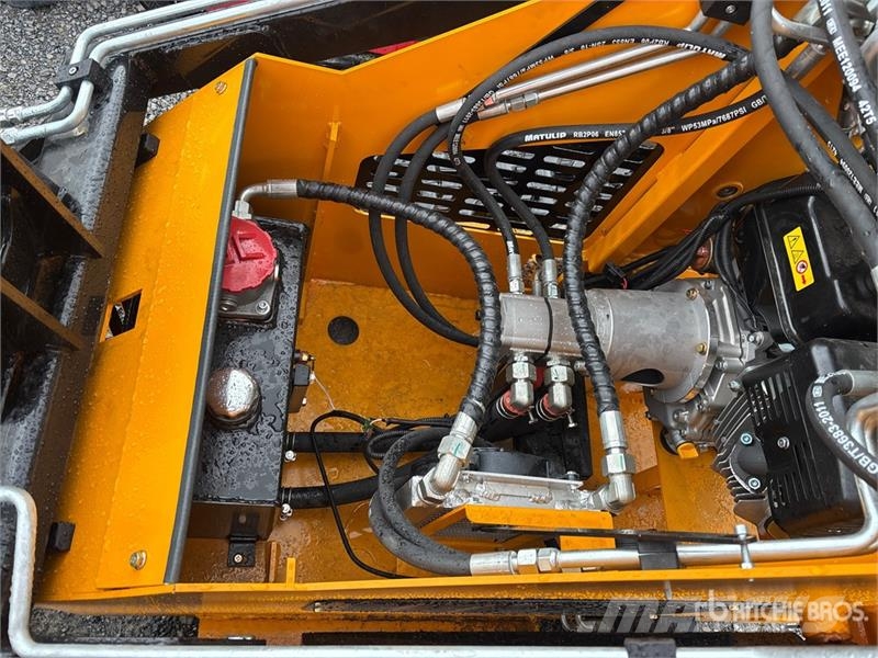 SDLOOL SL360T Kompaktlader