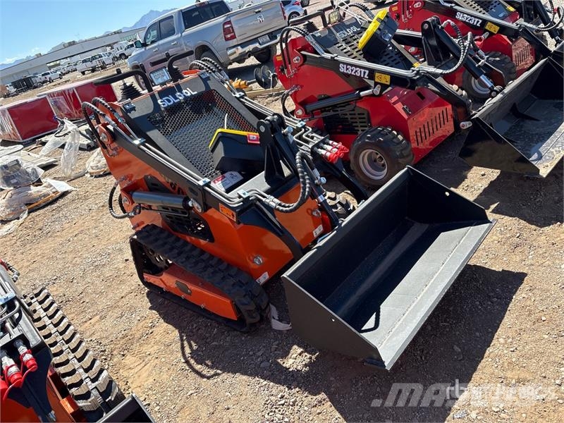 SDLOOL SL36C Skid steer mini nakladalci