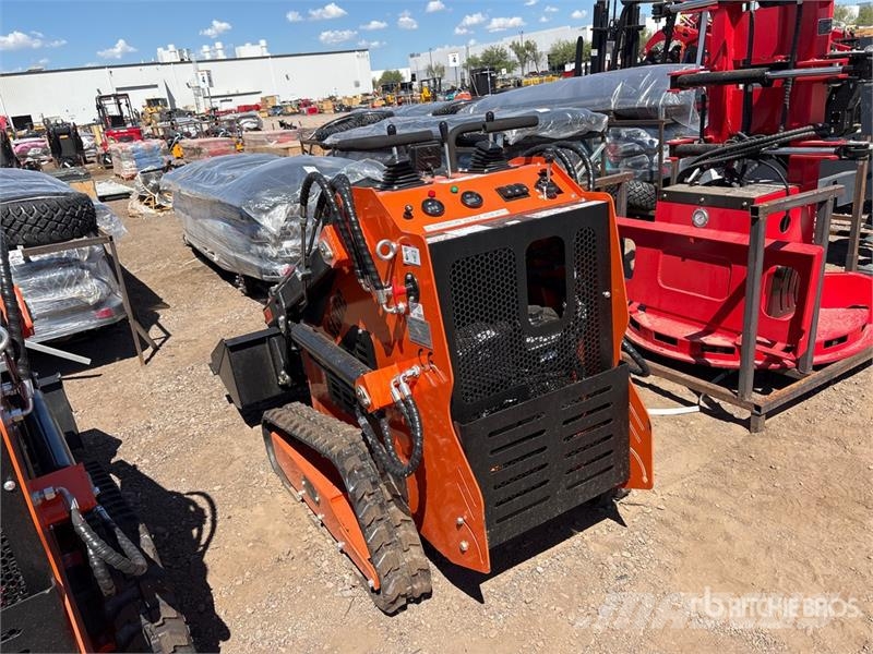 SDLOOL SL36C Skid steer mini nakladalci
