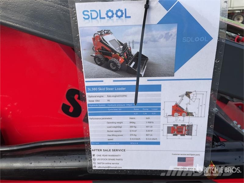 SDLOOL SL380 Skid steer mini nakladalci