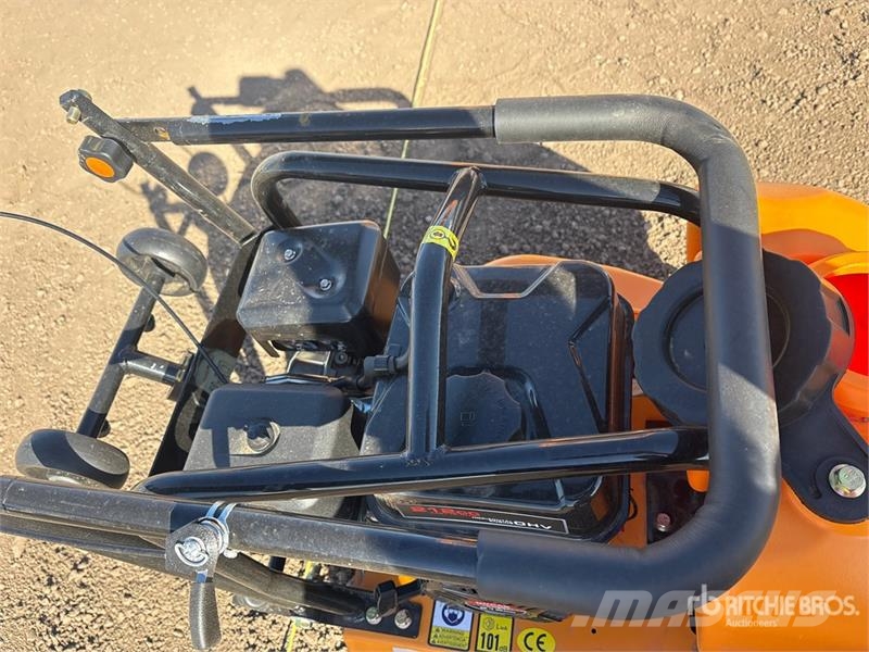  SDLOOL SL90 Vibratory Plate Compactor (Unused) 平板夯