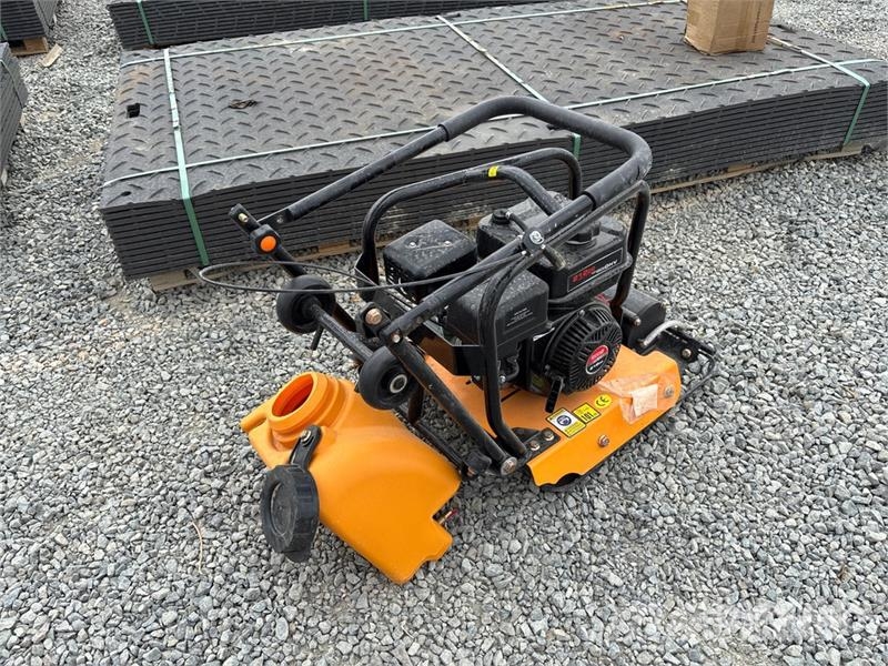  SDLOOL SL90 Vibratory Plate Compactor (Unused) Vibratoare