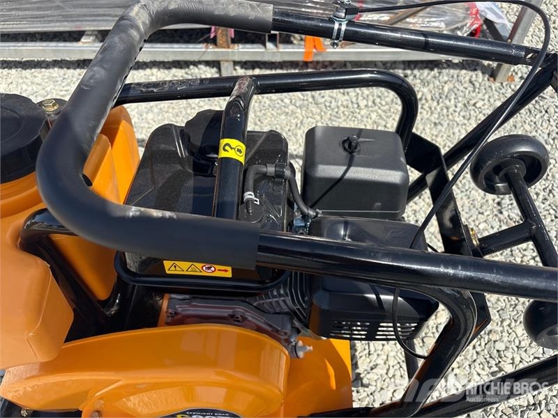 SDLOOL SL90 Vibratory Plate Compactor (Unused) Vibro plošče