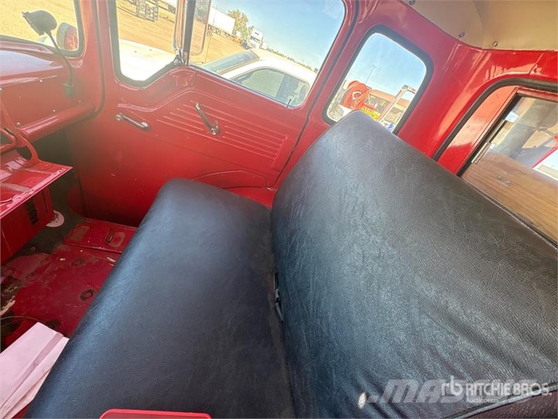 Seagrave 4x2 Crew Cab Fire Truck Camion de pompier
