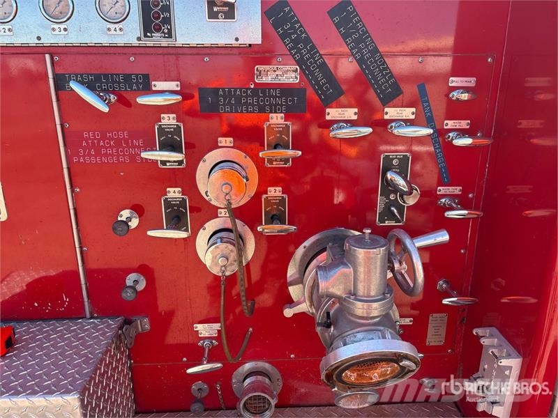 Seagrave 4x2 Crew Cab Fire Truck Camion de pompier
