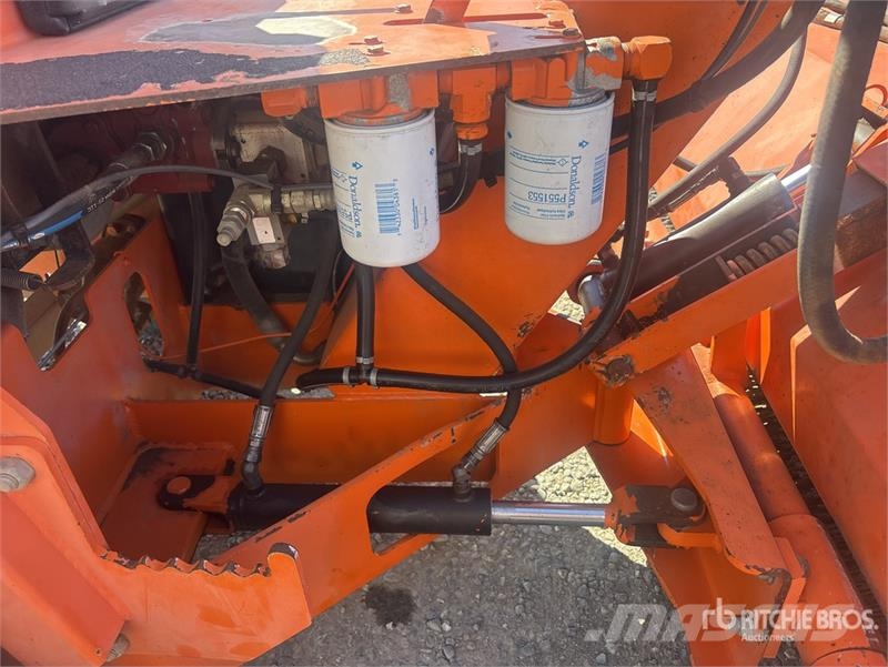 Self-Propelled Broom Sopmaskiner