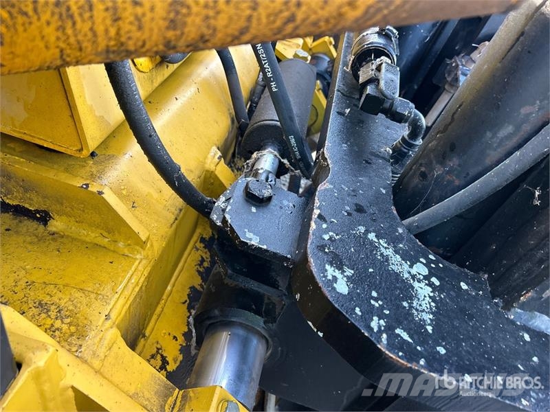 Sellick S-100PDS-2 10000 lb 4x2 Rough Terrain Forklift Vanterenski viljuškar