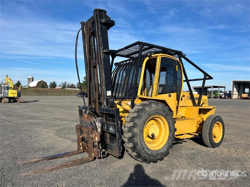 Sellick S-100PDS-2 10000 lb 4x2 Rough Terrain Forklift Vanterenski viljuškar