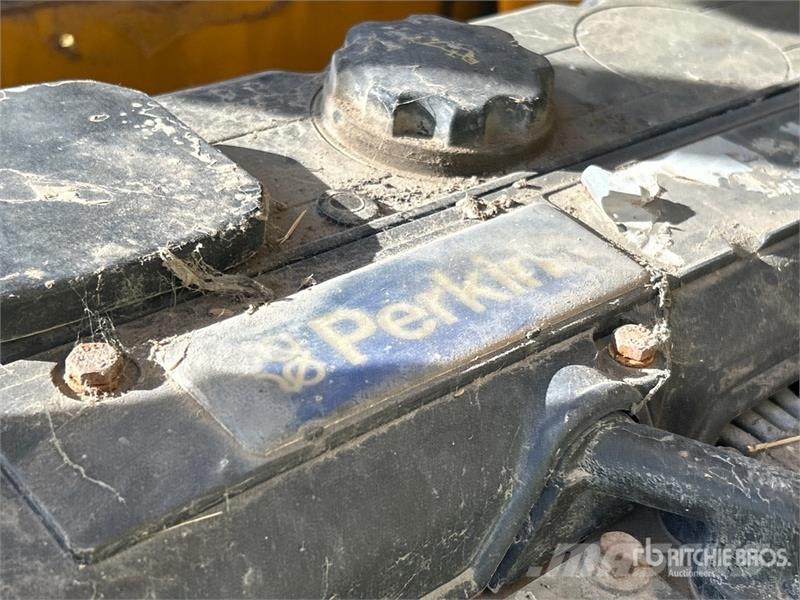 Sellick S-100PDS-2 10000 lb 4x2 Rough Terrain Forklift Vanterenski viljuškar