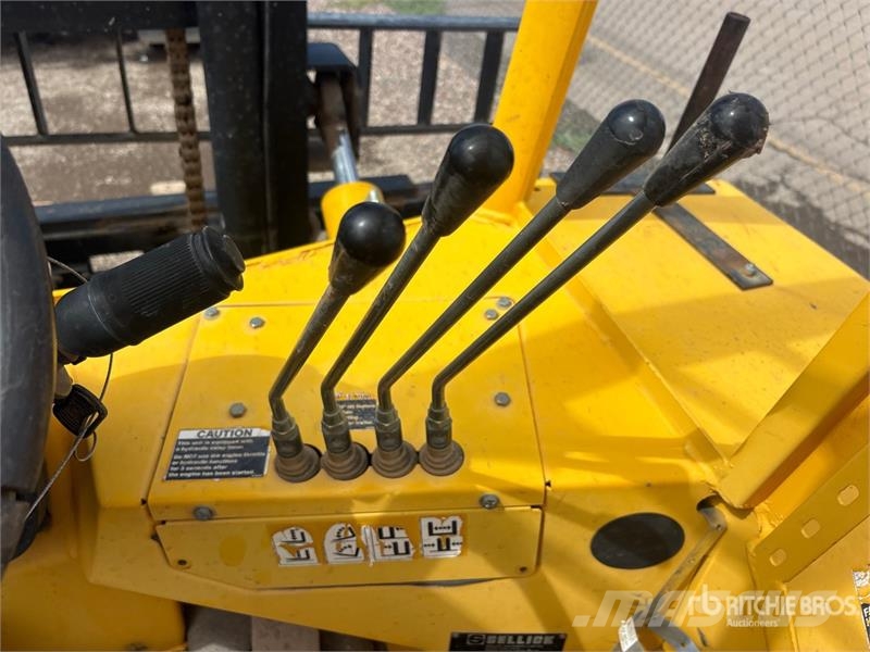 Sellick S80 8000 lb 4x4 Rough Terrain Forklift 越野叉车|叉装车
