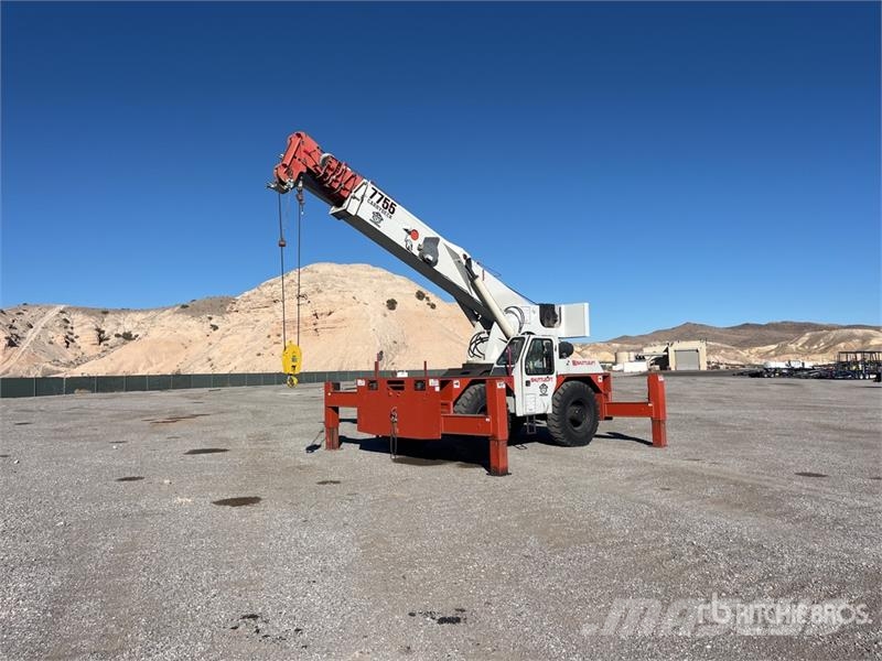 Shuttlelift 22 ton 4x4 Carry Deck Crane 其他升降機械