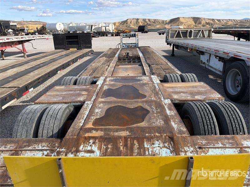 Siebert T/A Lowboy Trailer Lavetit