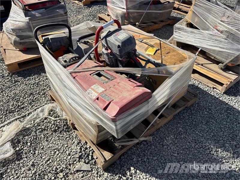 Simpson Pressure Washer & Chainsaw & 2 Tool Boxes Andre komponenter