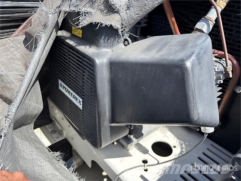  Skid-Mounted Air Compressor Compressors
