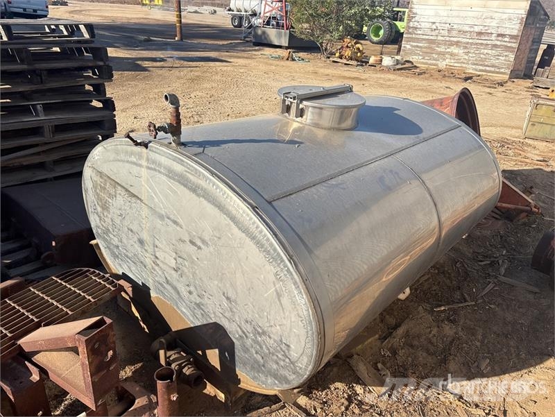  Skid Mounted Fuel Tank Паливні та присадочні баки