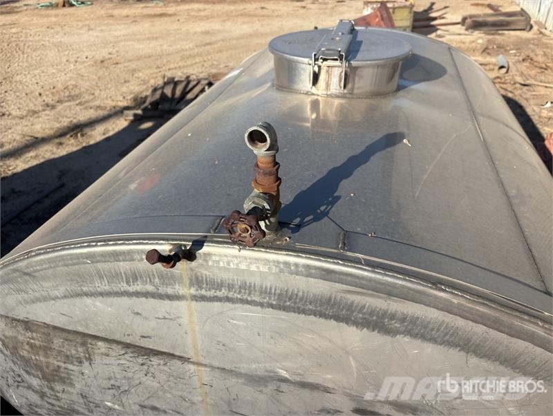  Skid Mounted Fuel Tank Паливні та присадочні баки