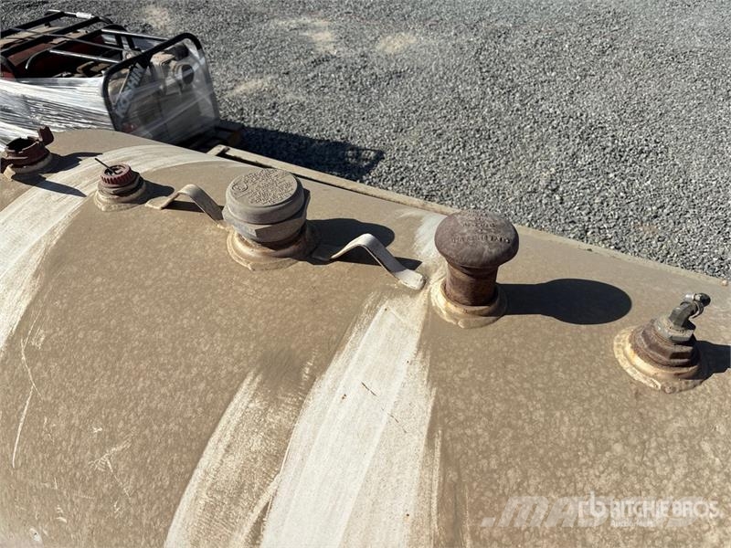 Skid Mounted Steel Fuel Tank Üzemanyag- és adaléktartályok