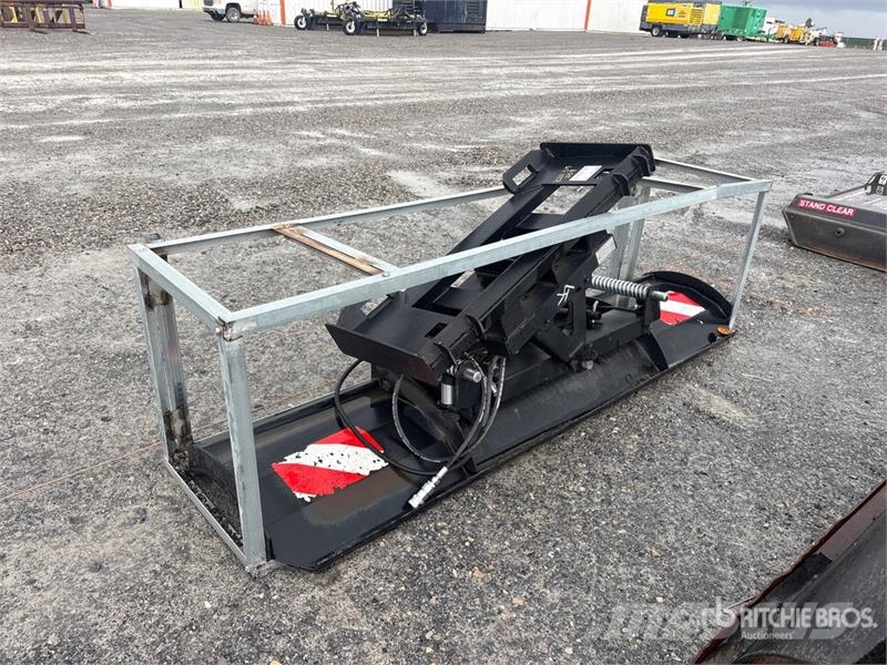  Skid Steer Grader 96 in  Steer Grader (Unused) مكونات أخرى