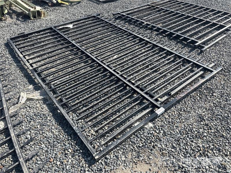 SKLP 10 ft x 7 ft Wrought Iron Bi-Parting Driveway 其他農業機械