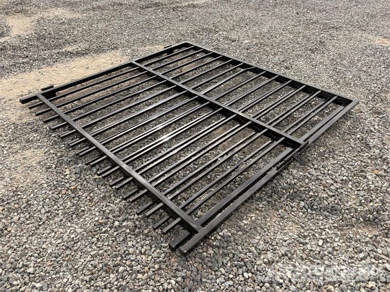 SKLP SK-HLM14 x 6 ft 6 in Driveway Gate (Unused) Lauksaimniecība- Citi