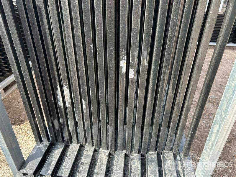  SKLP SK-N20 10 Ft x 7 Ft Fencing (Unused) Kerítésszerelési eszközök / kerítésfelszerelések