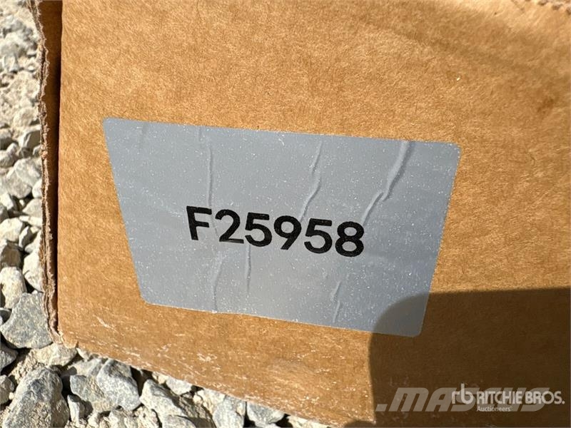 SKLP SK-S13 Massage Chair (Unused) Other components