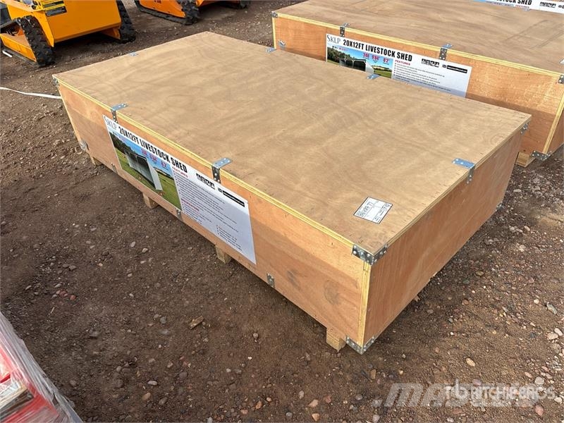 SKLP SK-S2012 20 ft x 12 ft Livestock Shelter (Unu Další stroje a zařízení pro chov zemědělských zvířat