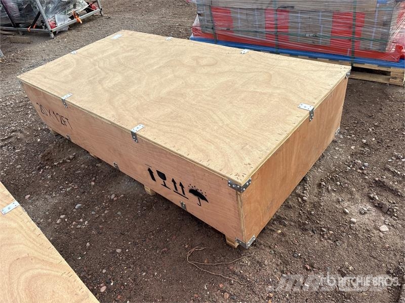 SKLP SK-S2012 20 ft x 12 ft Livestock Shelter (Unu Další stroje a zařízení pro chov zemědělských zvířat