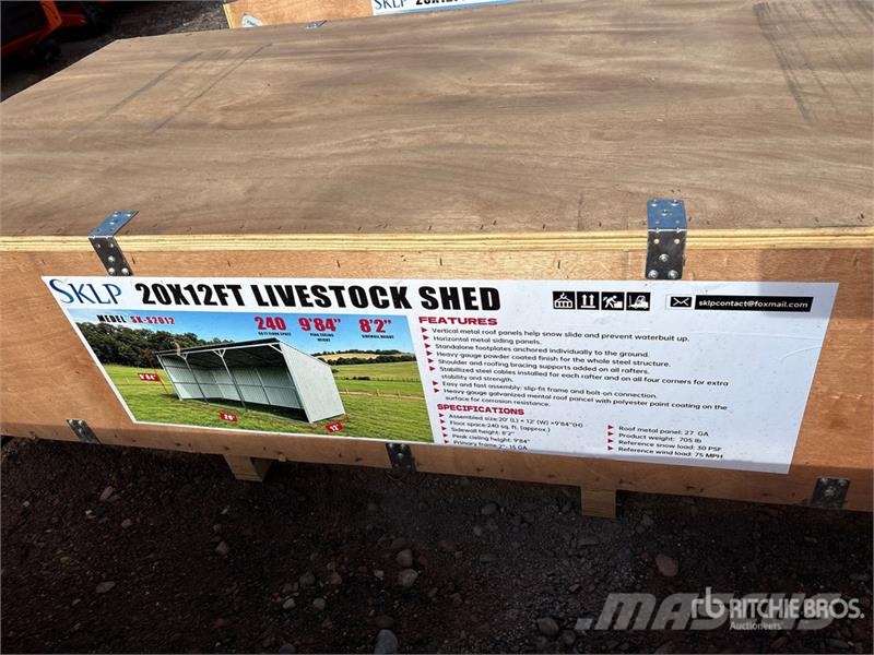 SKLP SK-S2012 20 ft x 12 ft Livestock Shelter (Unu Další stroje a zařízení pro chov zemědělských zvířat