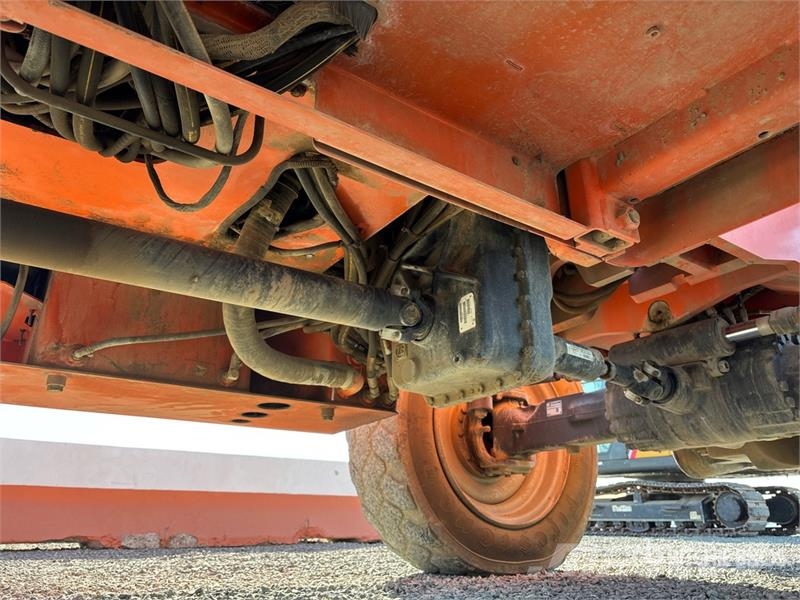  Sky Track 10042 Telehandler مناولات متداخلة