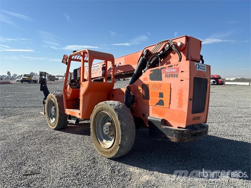  Sky Track 10042 Telehandler مناولات متداخلة