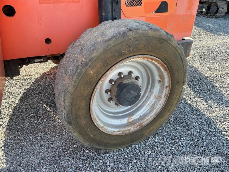  Sky Track 10042 Telehandler مناولات متداخلة