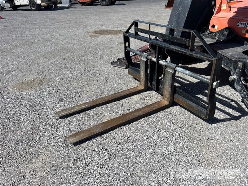 SkyJack 10054 Telehandler 텔러 핸들러
