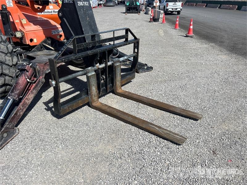SkyJack 10054 Telehandler 텔러 핸들러