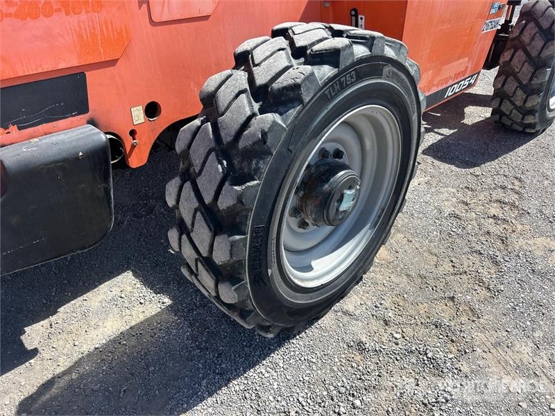 SkyJack 10054 Telehandler 텔러 핸들러