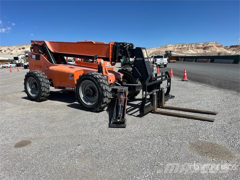 SkyJack 10054 Telehandler 텔러 핸들러