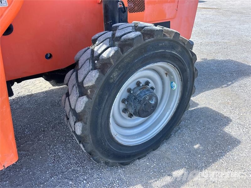 SkyJack 10054 Telehandler 텔러 핸들러