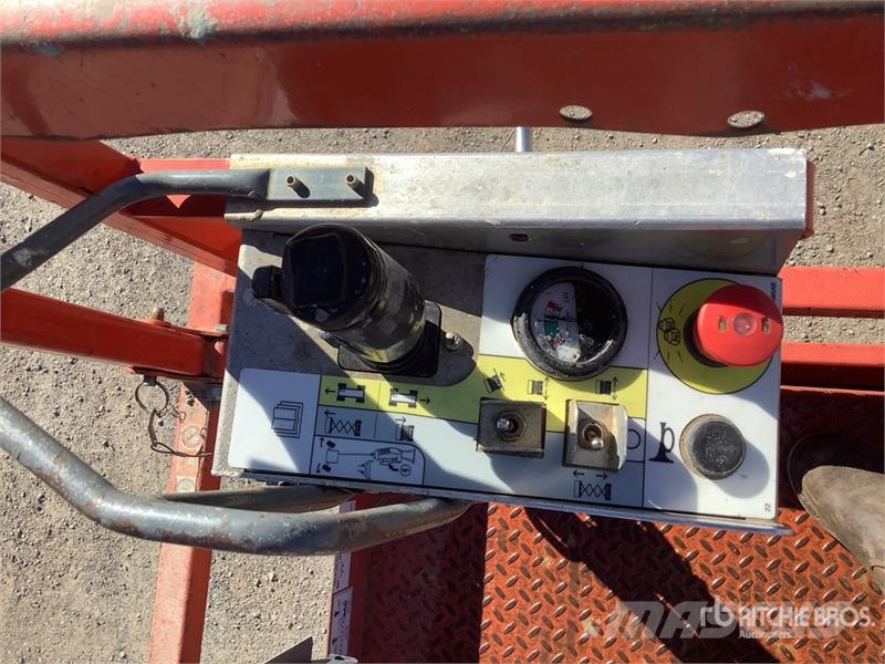 SkyJack 3226 Electric Scissor Lift Scissor lifts