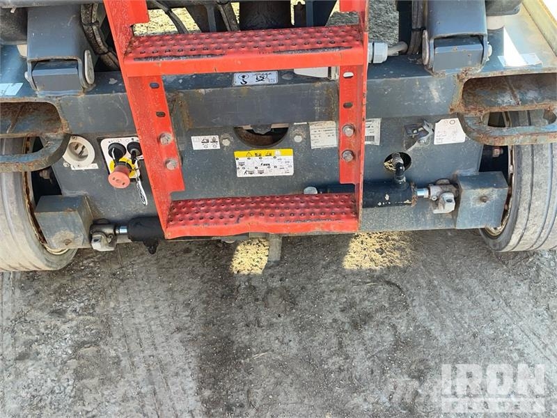 SkyJack 4632 Electric Electric Scissor Lift Scissor lifts