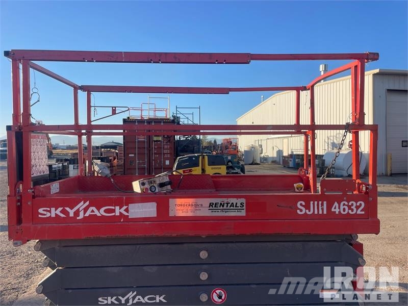 SkyJack 4632 Electric Electric Scissor Lift Scissor lifts