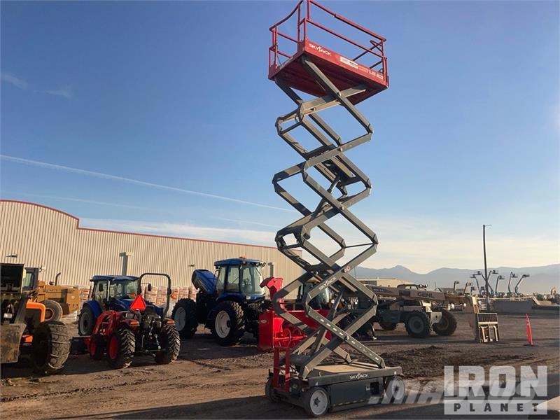 SkyJack 4632 Electric Electric Scissor Lift Scissor lifts